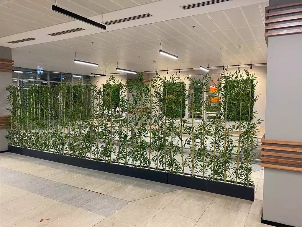 Dikey Dekor - Yapay Bambu Uygulamasi Dikey Dekor Uygulama Gorsel