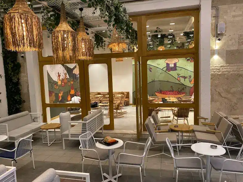 Dikey Dekor - Yapay Peyzaj Projesi Colombia Coffee Kusadasi