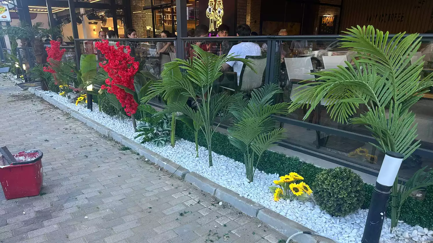 Dikey Dekor - botanik sonrasi Dikey Dekor - botanik sonrasi