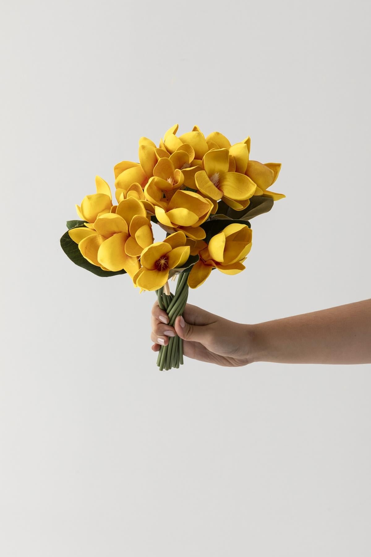 Dikey Dekor - yapay lux lateks manolya demeti 33cm sari 7 kafa 3358 Toptan Yapay Lüx Lateks Manolya Demeti 33cm Sarı 7 Kafa - Görsel 4