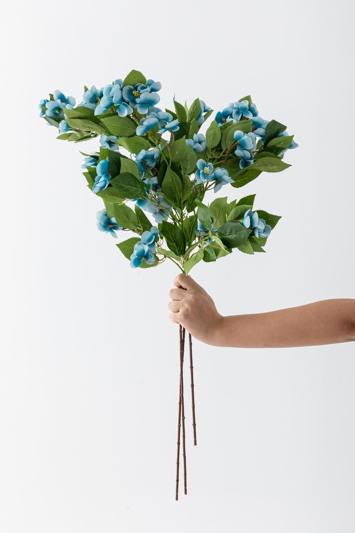 Dikey Dekor - yapay lux menekse dali mavi 80 cm 5 yaprak 7834 Toptan Yapay Lux Menekşe Dalı Mavi 80 cm 5 Yaprak - Görsel 3
