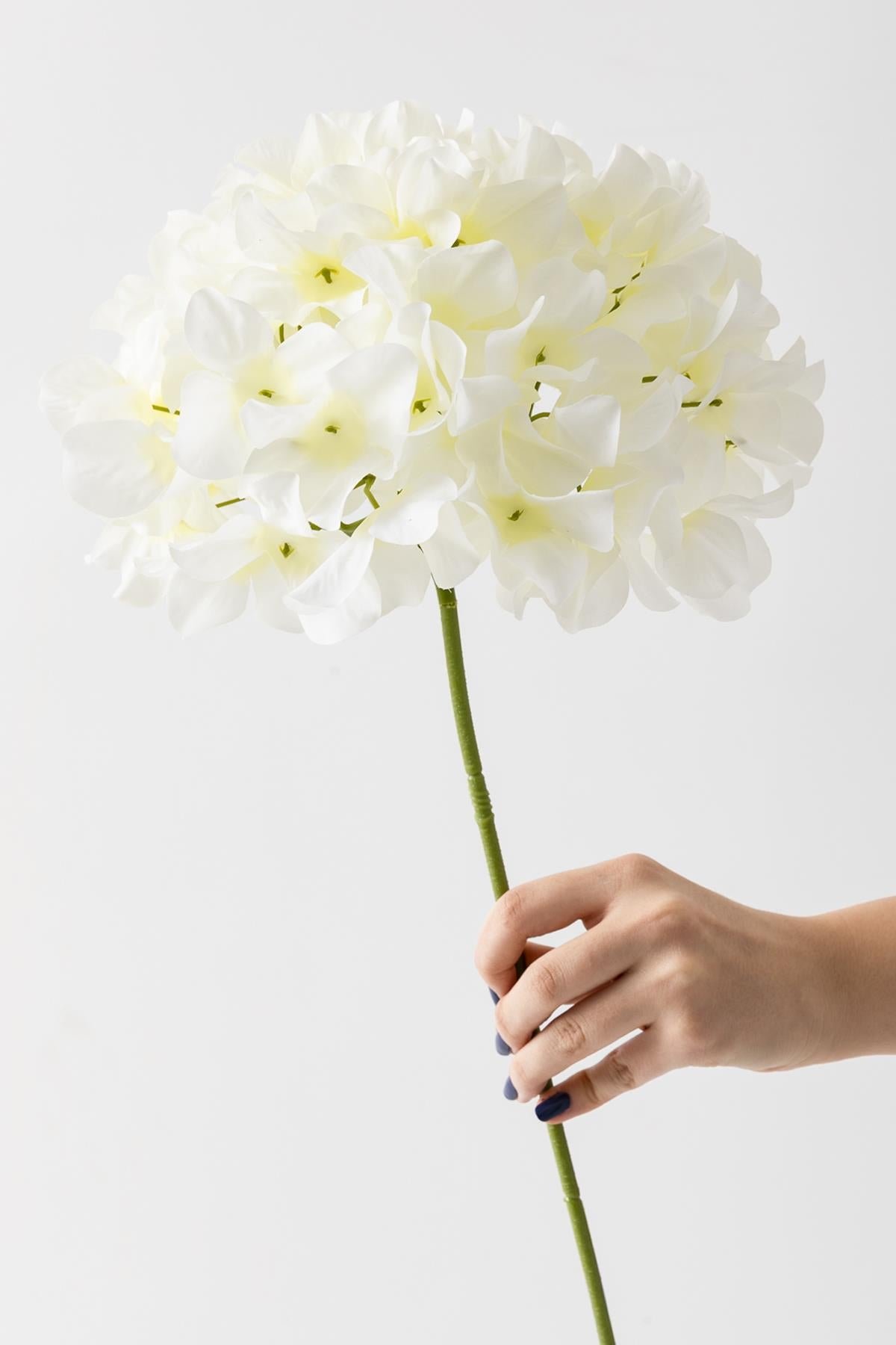 Dikey Dekor - yapay vazo cicegi ortanca 75 cm 5 dal beyaz 4482 Toptan Yapay Vazo Çiçeği Ortanca 75 Cm 5 Dal Beyaz - Görsel 4