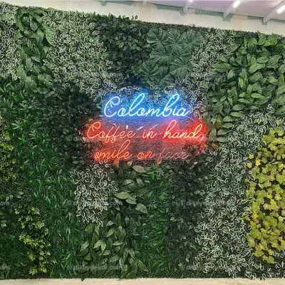 Yapay Dikey Bahçe Colombia Cafe (Trabzon)