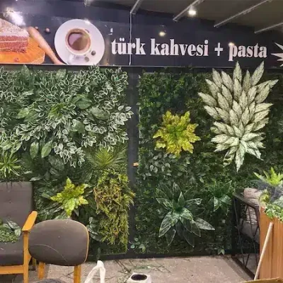 Yapay Dikey Bahçe Dedikodu Cafe (İzmit)